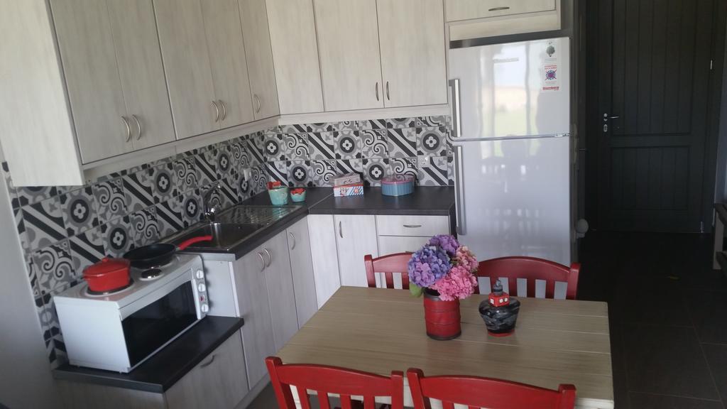 Thea Houses Milina Zewnętrze zdjęcie