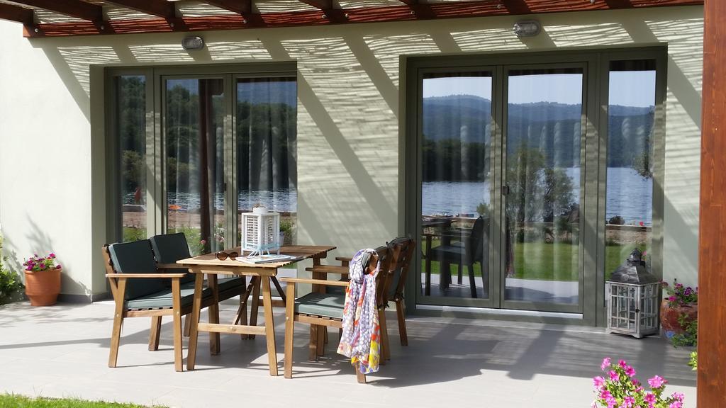 Thea Houses Milina Zewnętrze zdjęcie